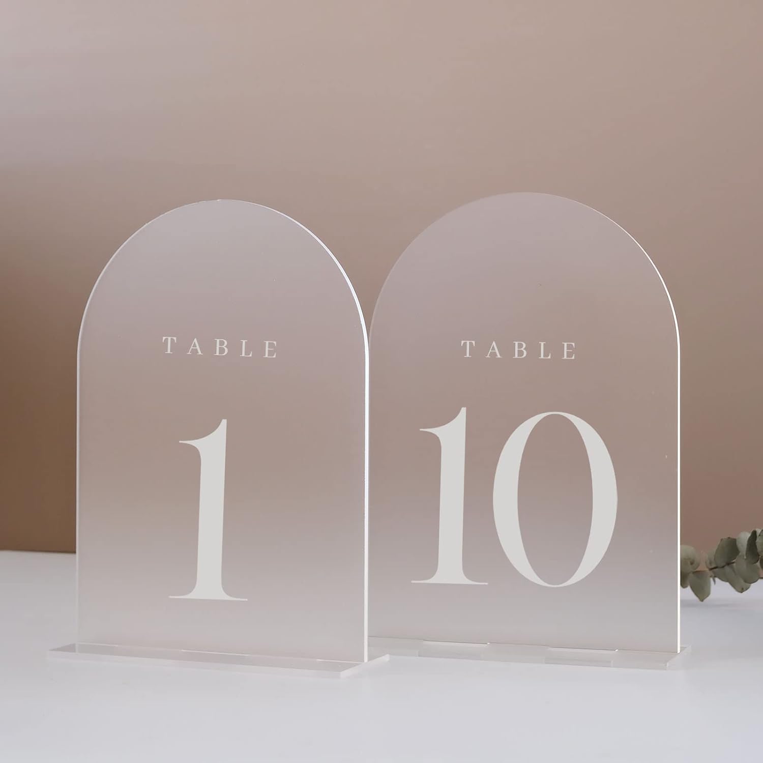 Table Number Gold - Bogenförmige Acryl-Tischnummern mit Ständern 5x7 Zoll